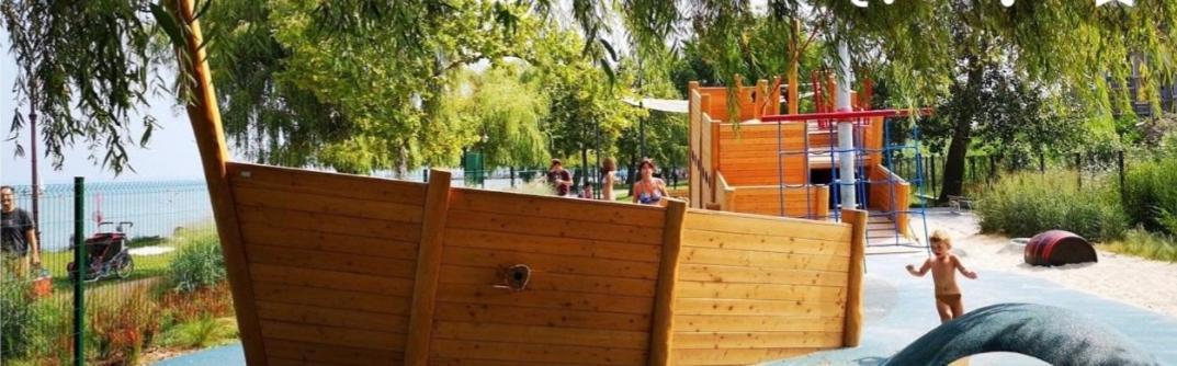 Silver Side Apartments Сиофок Екстериор снимка