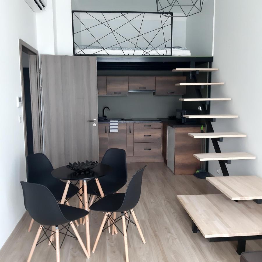 Silver Side Apartments Сиофок Екстериор снимка